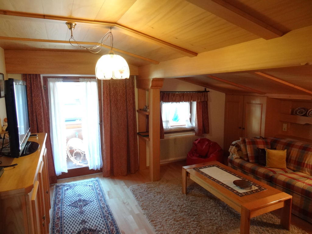 フィンケンベルクHaus Niedereggerアパートメント エクステリア 写真
